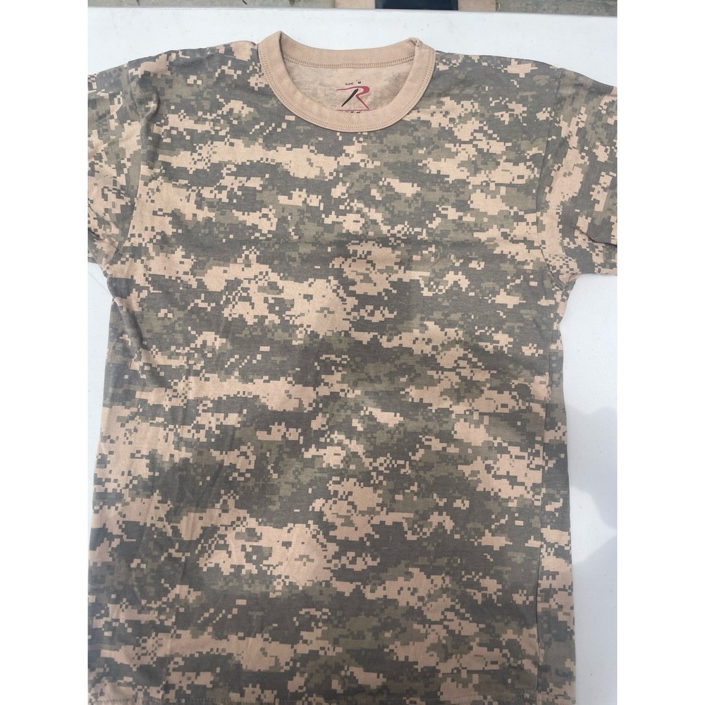 T-Shirt for Young Men size medium‎